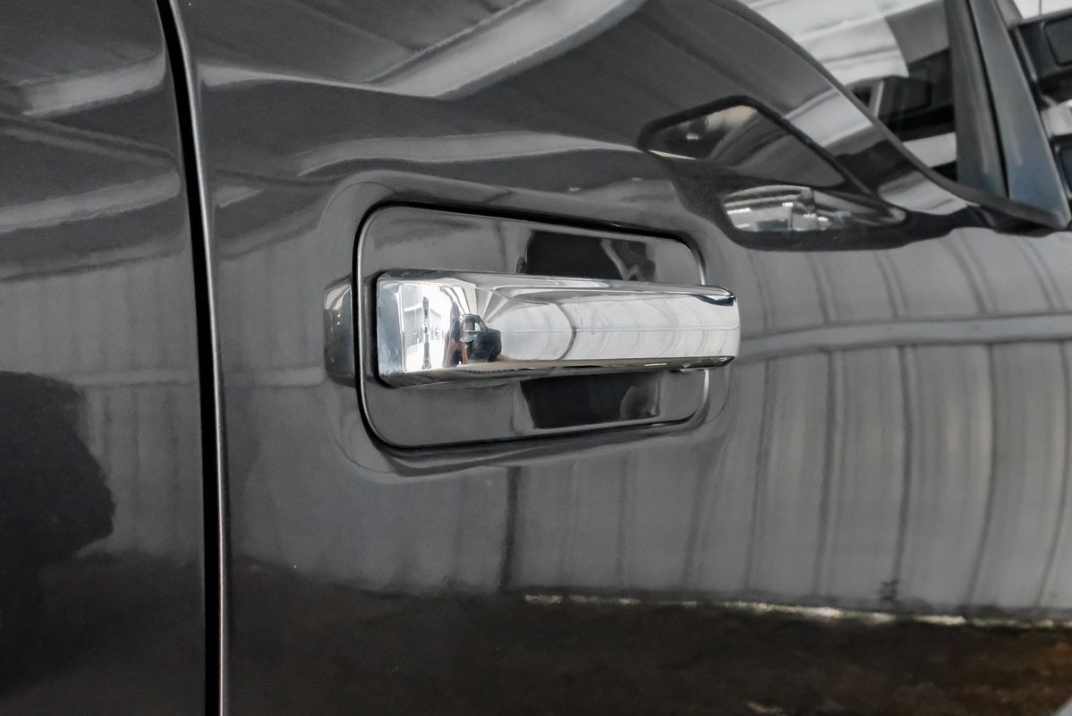 Used 2020 Ford F350 Lariat w/ Chrome Package AWD/4WD image 41