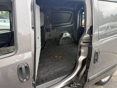 Used 2018 RAM ProMaster City Tradesman FWD image 25