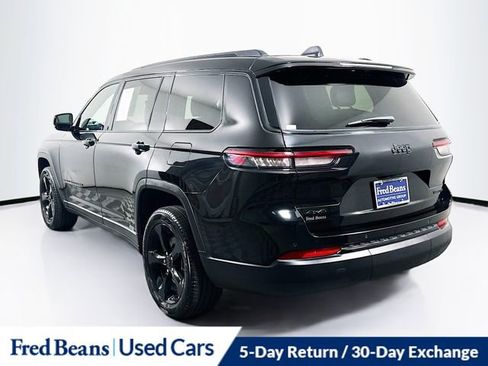 Used 2025 Jeep Grand Cherokee L Limited w/ Black Appearance Package image 5