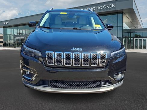 Used 2019 Jeep Cherokee Limited AWD/4WD image 2