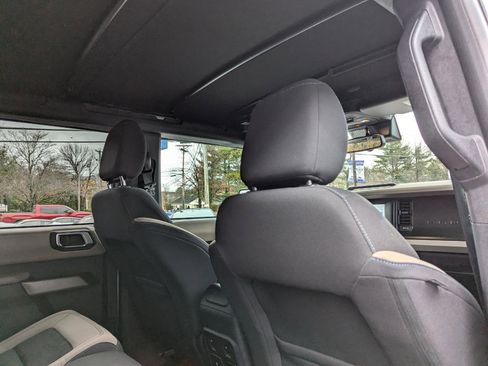 Used 2021 Ford Bronco Wildtrak AWD/4WD image 46