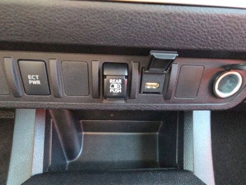 Used 2021 Toyota Tacoma SR5 image 30