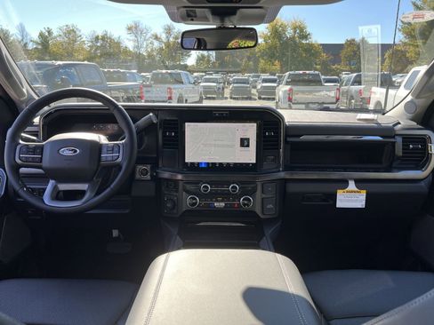 New 2026 Ford F250 Lariat w/ FX4 Off-Road Package image 23
