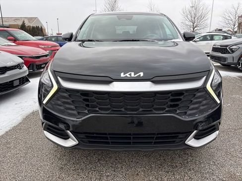 Certified 2023 Kia Sportage LX image 2