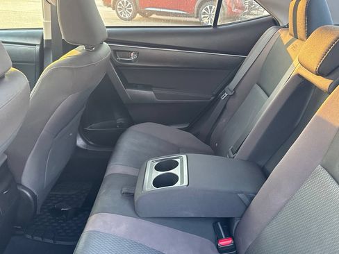 Used 2017 Toyota Corolla LE FWD image 38