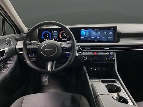 New 2025 Hyundai Sonata SEL image 5