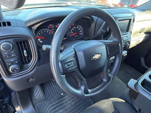 Used 2021 Chevrolet Silverado 1500 Custom image 10