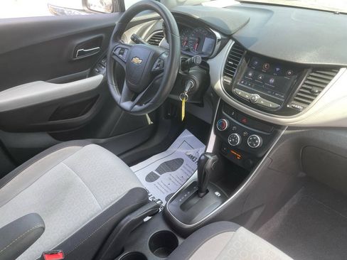 Used 2020 Chevrolet Trax LS w/ Tint and Cruise Package FWD image 26