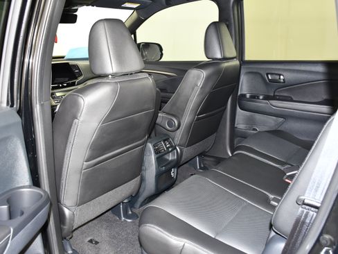 Certified 2023 Honda Passport EX-L image 29