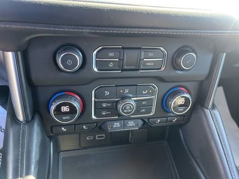 Used 2021 Chevrolet Tahoe Z71 w/ Z71 Signature Package image 26