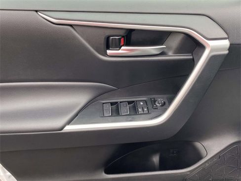 Used 2024 Toyota RAV4 XLE image 16