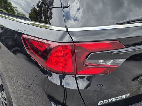 Used 2025 Honda Odyssey Sport-L image 7