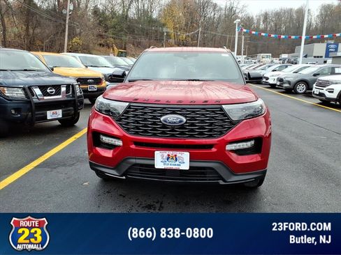 Certified 2022 Ford Explorer ST-Line w/ Class IV Trailer Tow Package image 2