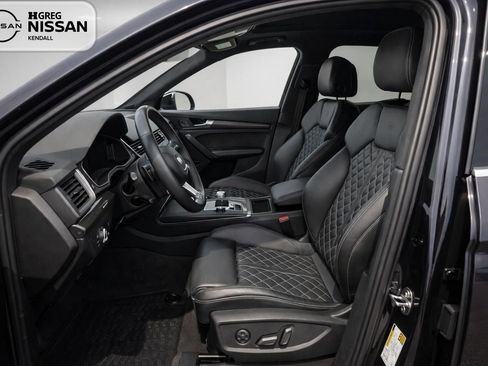 Used 2018 Audi SQ5 Premium Plus w/ S Sport Package AWD/4WD image 7