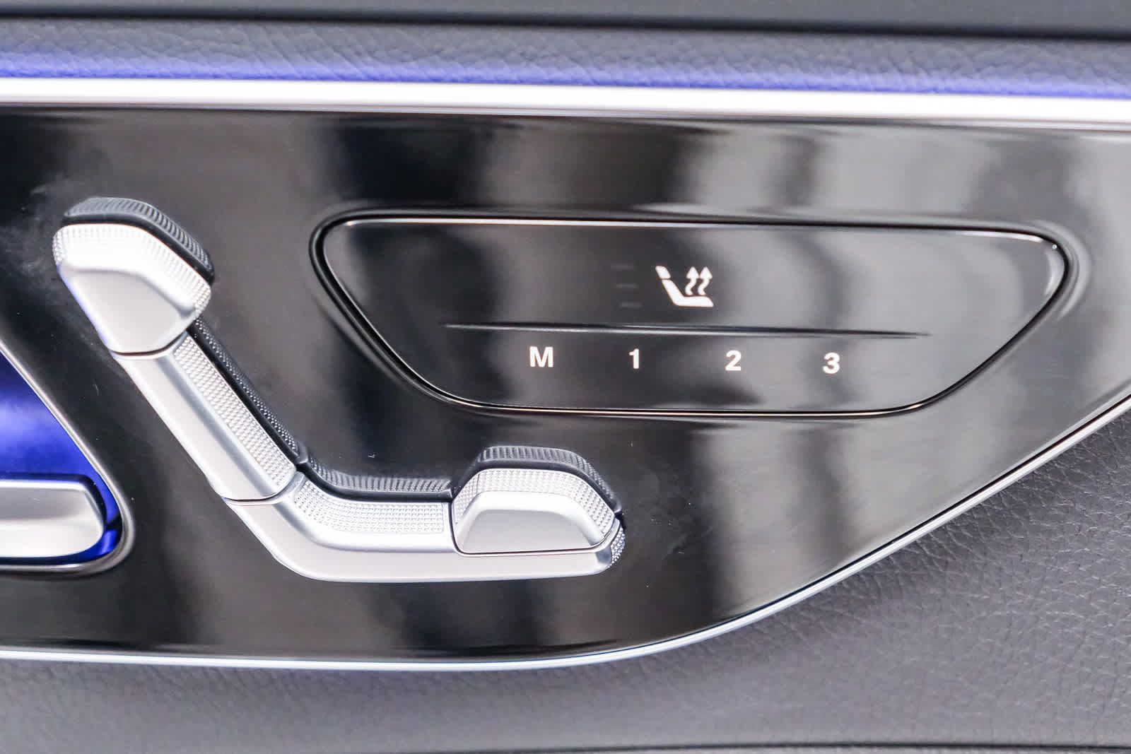 Used 2022 Mercedes-Benz C 300 Sedan image 28