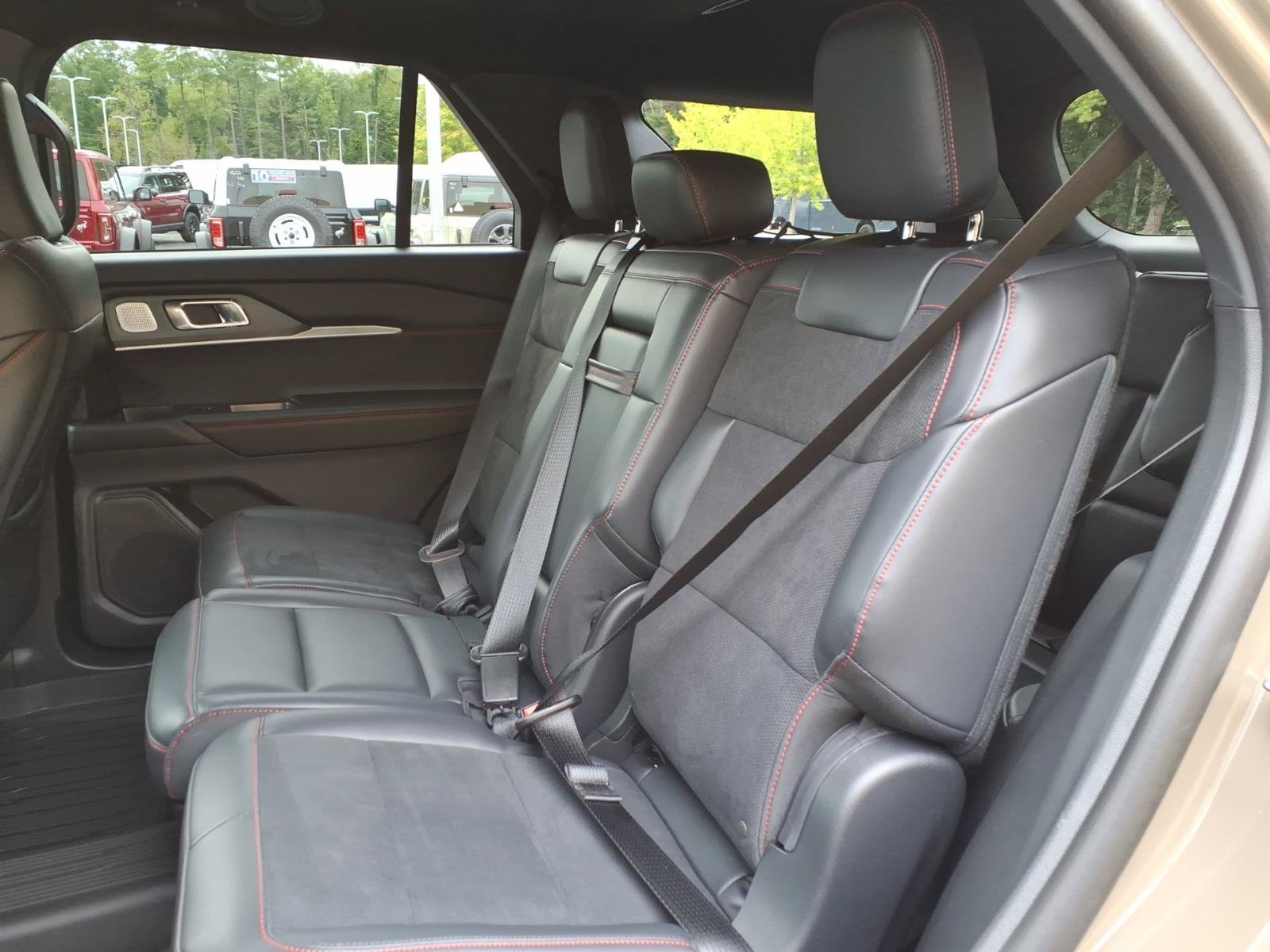 Used 2026 Ford Explorer ST w/ Sun And Sound Package AWD/4WD image 30