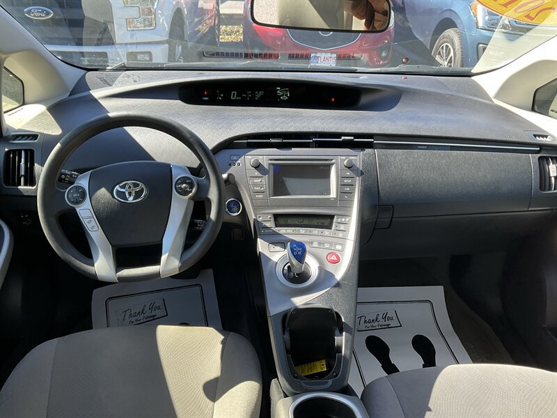 Used 2012 Toyota Prius Two FWD image 15