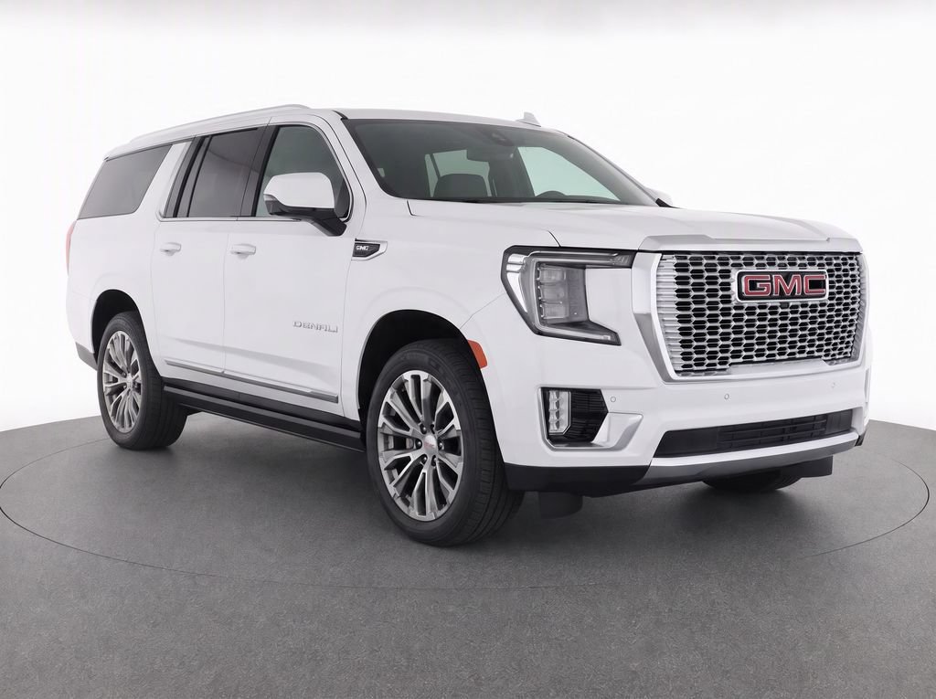 Used 2021 GMC Yukon XL Denali w/ Denali Ultimate Package AWD/4WD image 2