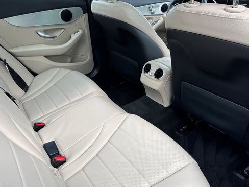 Used 2016 Mercedes-Benz C 300 4MATIC Sedan image 17