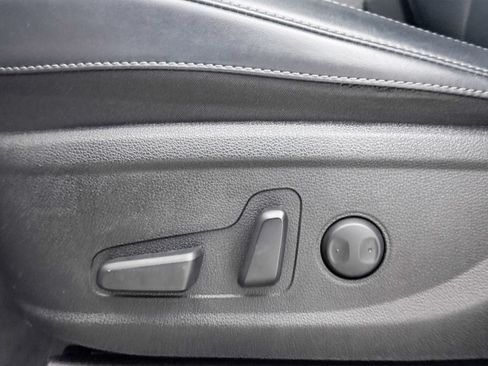 Used 2025 Kia Telluride S FWD image 29