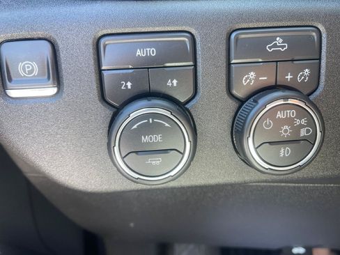 Used 2026 Chevrolet Silverado 1500 RST AWD/4WD image 18