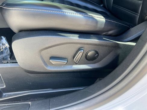 Used 2024 Ford Edge SEL AWD/4WD image 23
