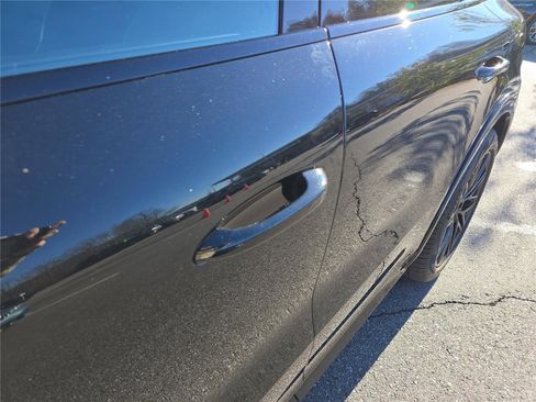 Used 2024 Porsche Cayenne image 13