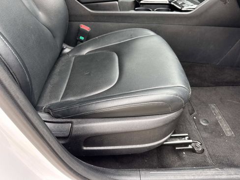 Used 2023 Kia Sportage EX FWD image 11