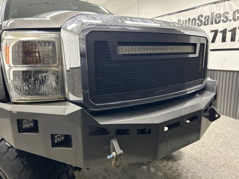 Used 2012 Ford F250 Lariat w/ Lariat Interior Pkg image 2