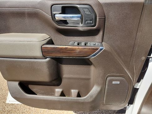 Used 2022 GMC Sierra 1500 SLT image 15