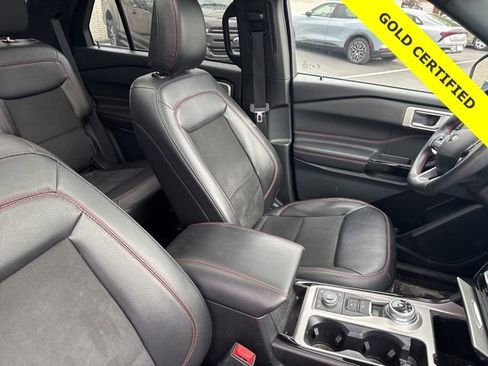 Certified 2024 Ford Explorer ST-Line w/ Class IV Trailer Tow Package AWD/4WD image 6