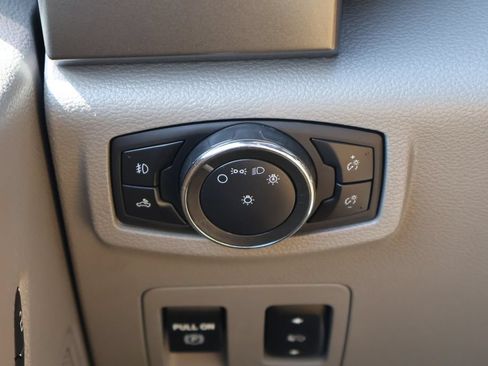 Used 2020 Ford F150 XLT w/ Equipment Group 302A Luxury AWD/4WD image 17