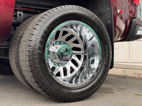 Used 2016 Chevrolet Silverado 3500 High Country w/ High Country Premium Package AWD/4WD image 2