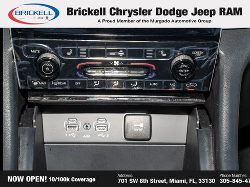 Used 2025 Jeep Grand Cherokee Limited image 23