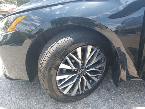 Used 2024 Nissan Altima 2.5 SV w/ SV Premium Package FWD image 33