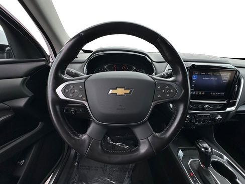 Used 2020 Chevrolet Traverse LT image 12