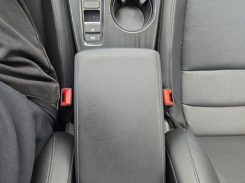 Certified 2025 Honda Civic Sport image 22