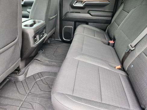 Used 2023 Chevrolet Silverado 1500 LT w/ Z71 Off-Road Package image 12