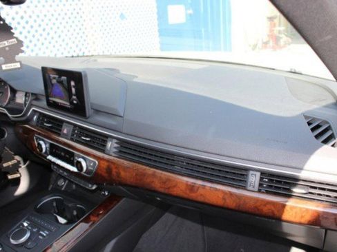 Used 2019 Audi A4 2.0T Premium w/ Convenience Package image 9