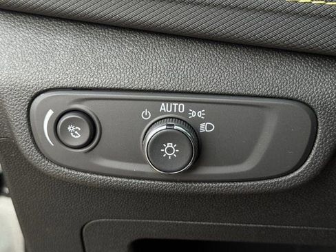 New 2026 Chevrolet TrailBlazer ACTIV w/ Convenience Package FWD image 19
