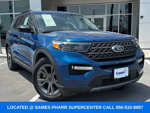 Used 2023 Ford Explorer XLT w/ Equipment Group 202A RWD image 4