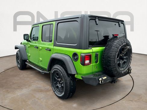 Used 2018 Jeep Wrangler Unlimited Sport AWD/4WD image 8