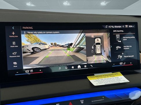 Used 2025 BMW X3 xDrive30i w/ Premium Package image 18