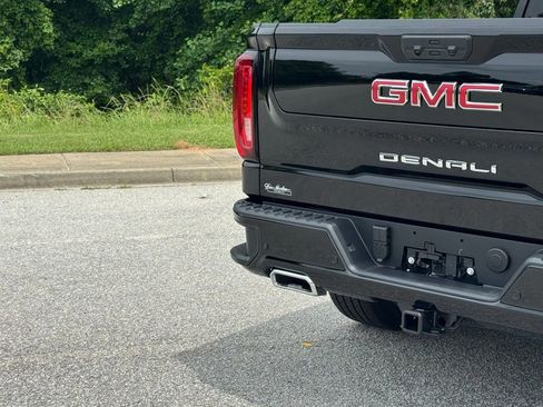 New 2025 GMC Sierra 1500 Denali w/ Denali Reserve Package image 16