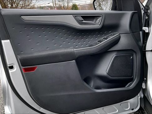 Used 2020 Ford Escape S image 20