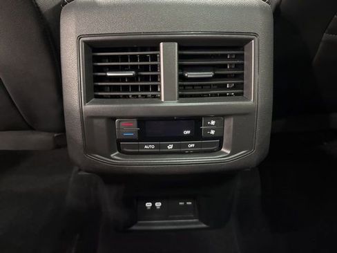 Certified 2021 Volkswagen Atlas SE w/ Panoramic Sunroof Package image 26