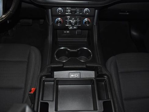 Used 2022 GMC Yukon SLE image 21