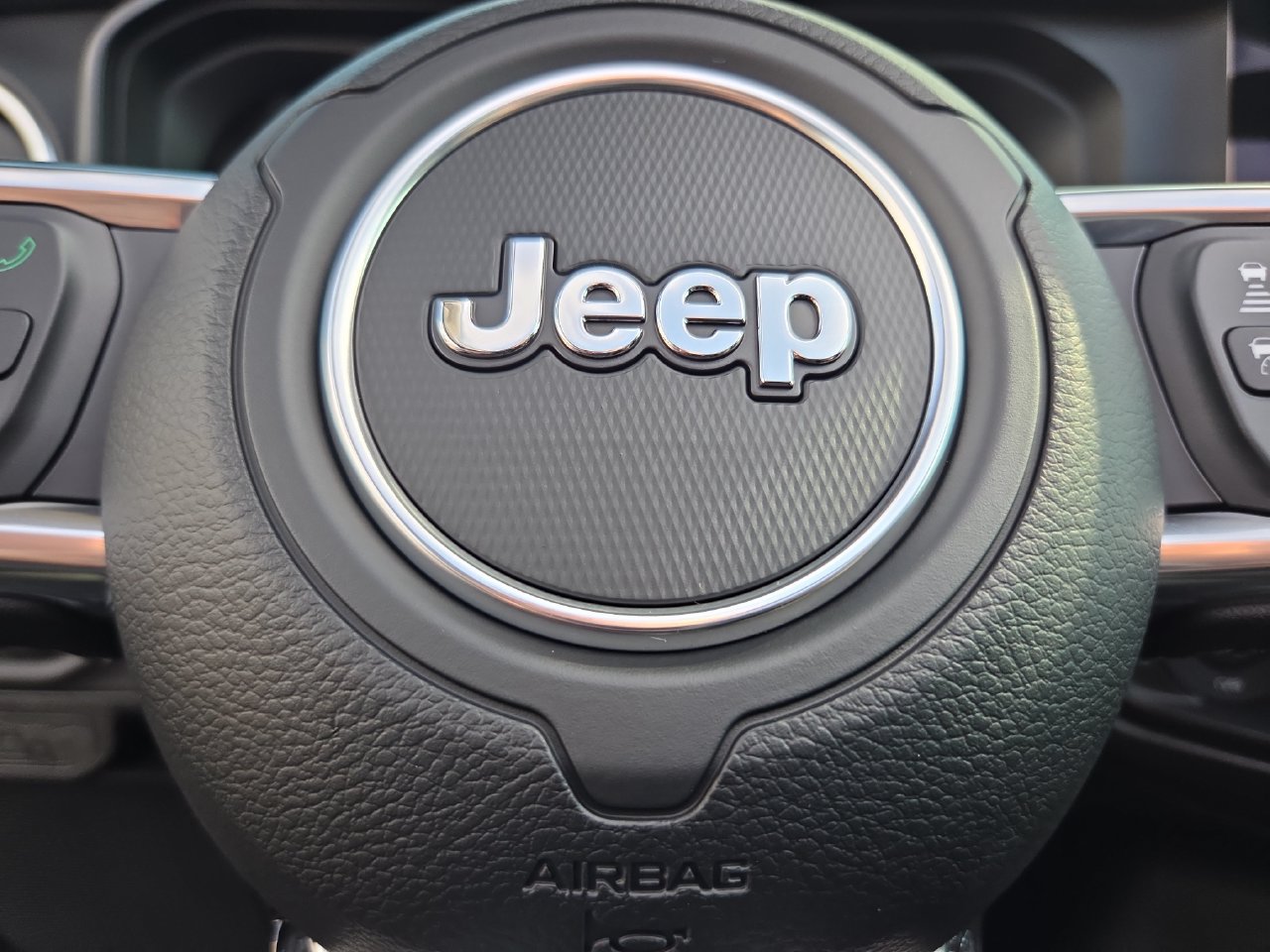 New 2027 Jeep Wrangler Unlimited Sahara AWD/4WD image 6