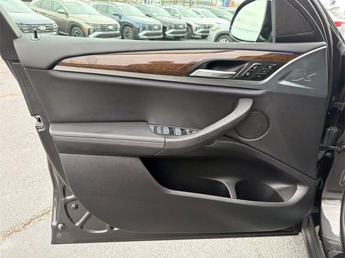 Used 2021 BMW X4 xDrive30i w/ Premium Package 3 image 10