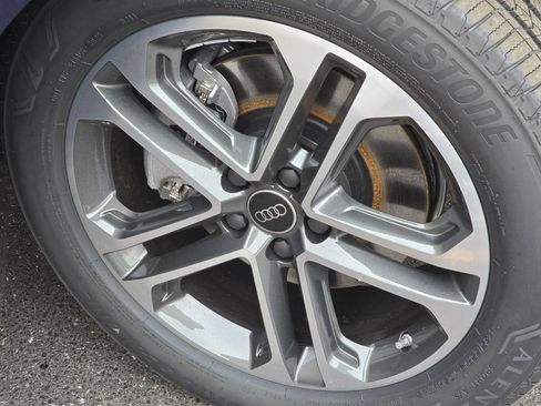 New 2025 Audi Q5 Prestige image 30